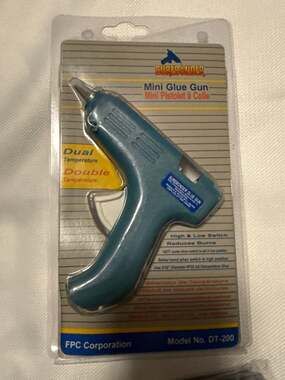 Surebonder DT-200 dual temperature mini glue gun